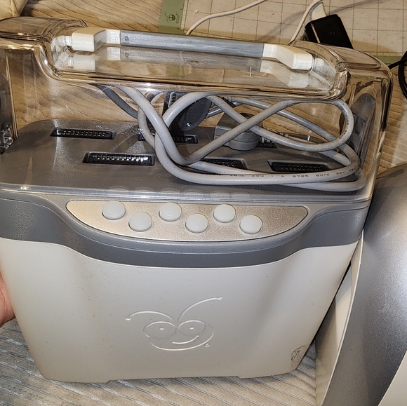 Cricut with cord and cricut jukebox with several cartridges - Picture 6 of 8